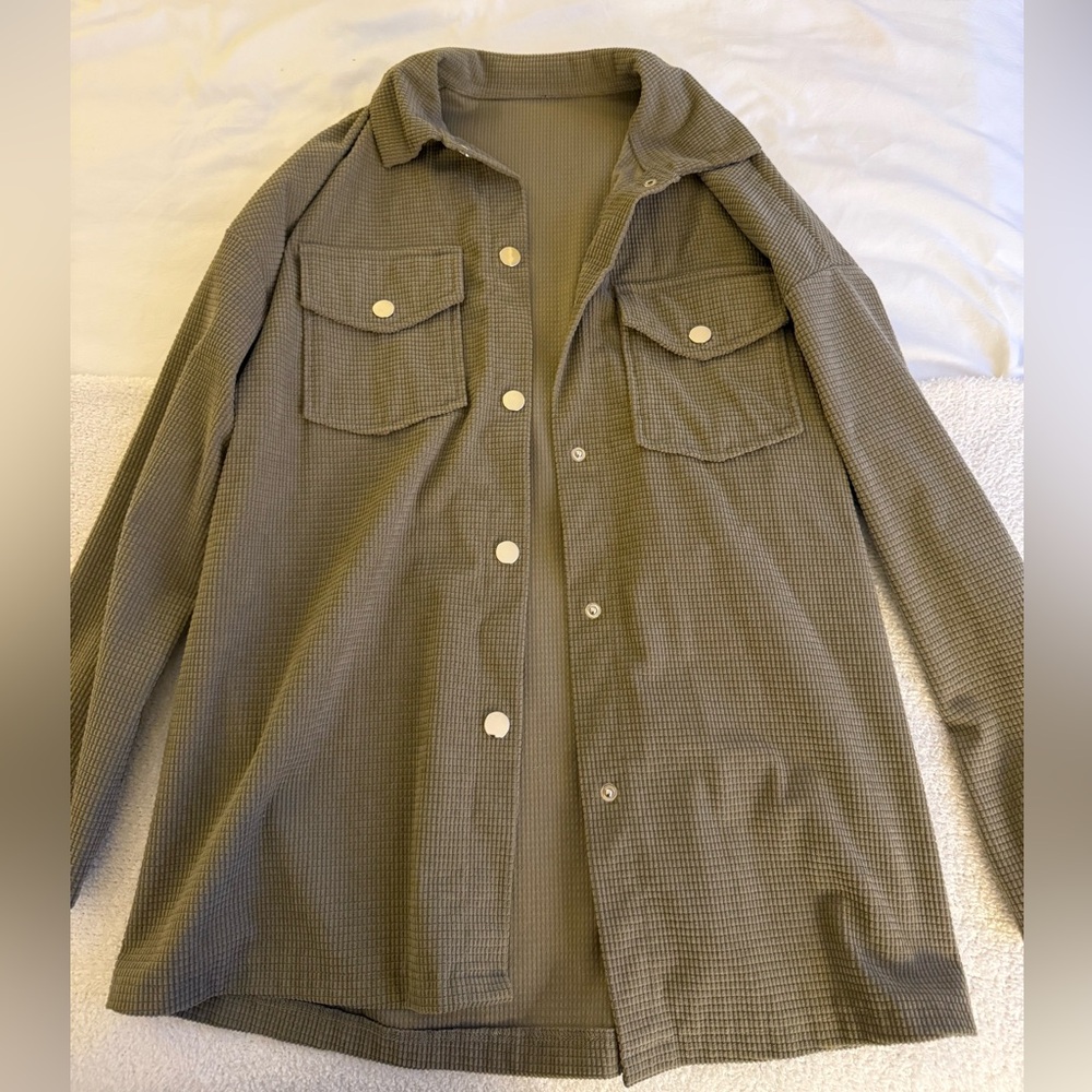 Green/Gray Buttoned Jacket